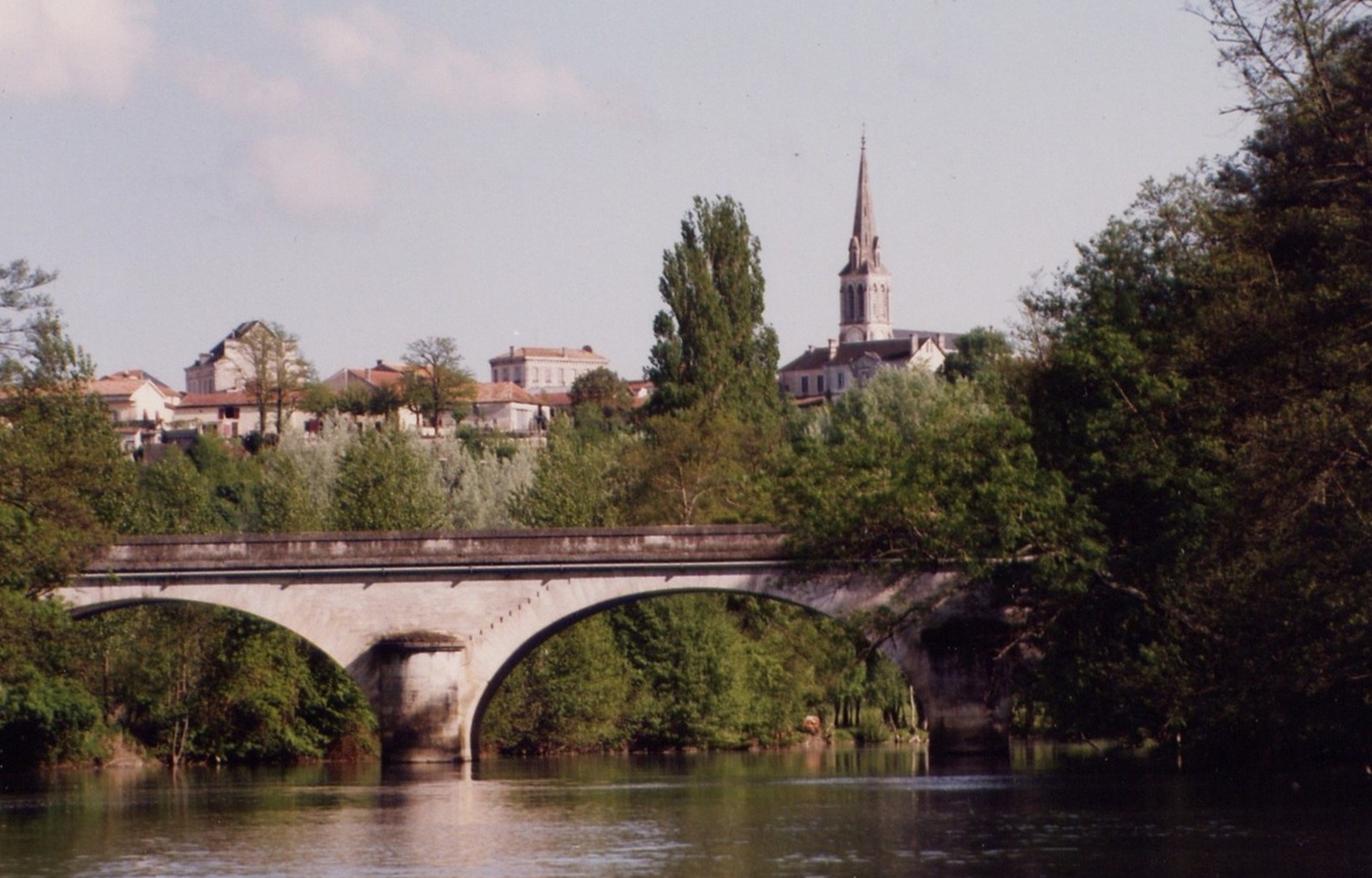 La Roche Chalais Chateau de la Valouze